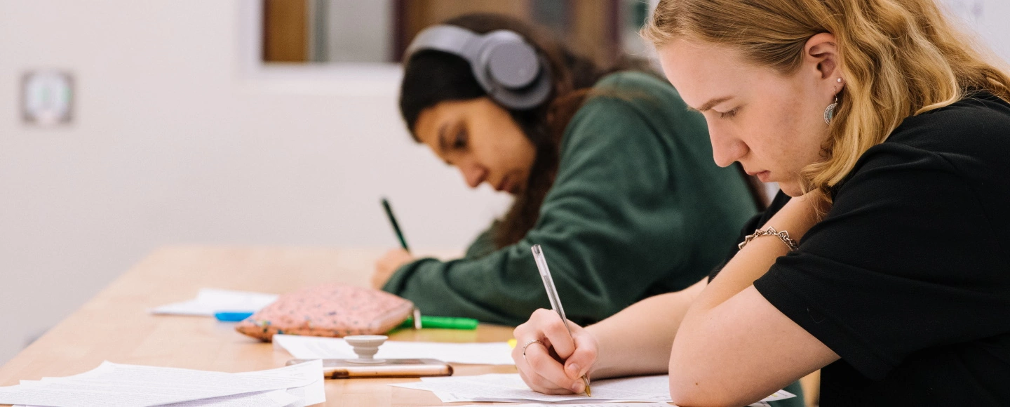 Vorbereitung auf den Realschulabschluss in Bayern. Intensivkurs Mathematik I. Auch online. Kursort München-Zentrum